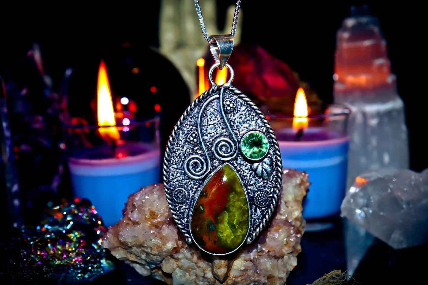 Chrysoprase Gemstone Amulet Necklace 925 Silver Jewelry Pendant!